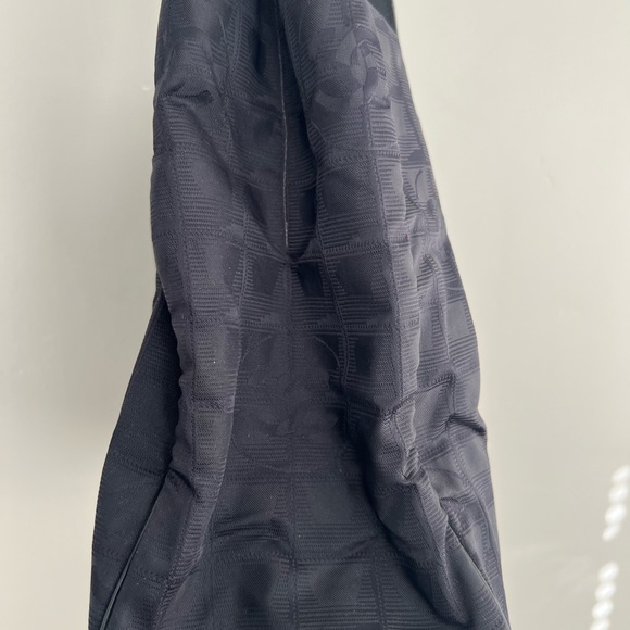 *Liquidation Sale Authentic Vintage Chanel Nylon Tote Bag - Picture 4 of 10